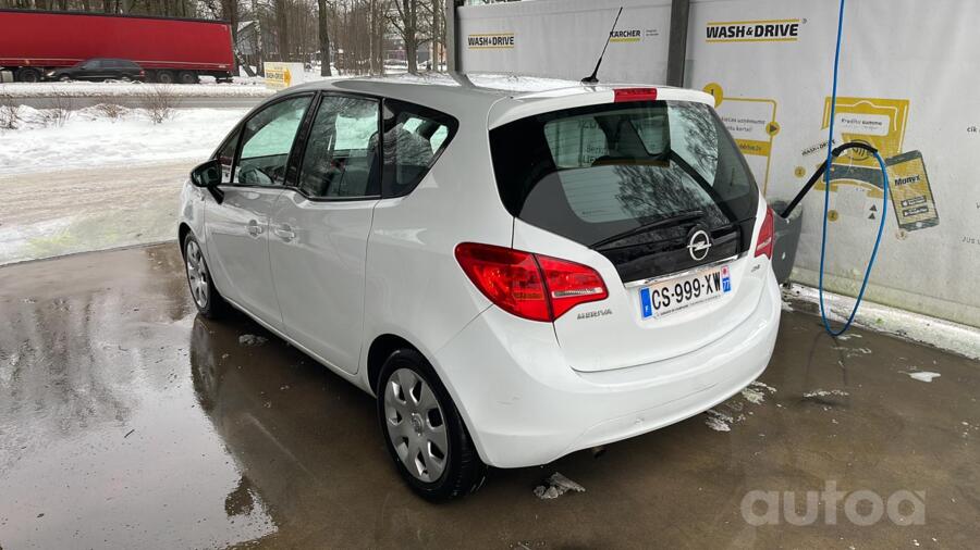 Opel Meriva 2 generation Minivan