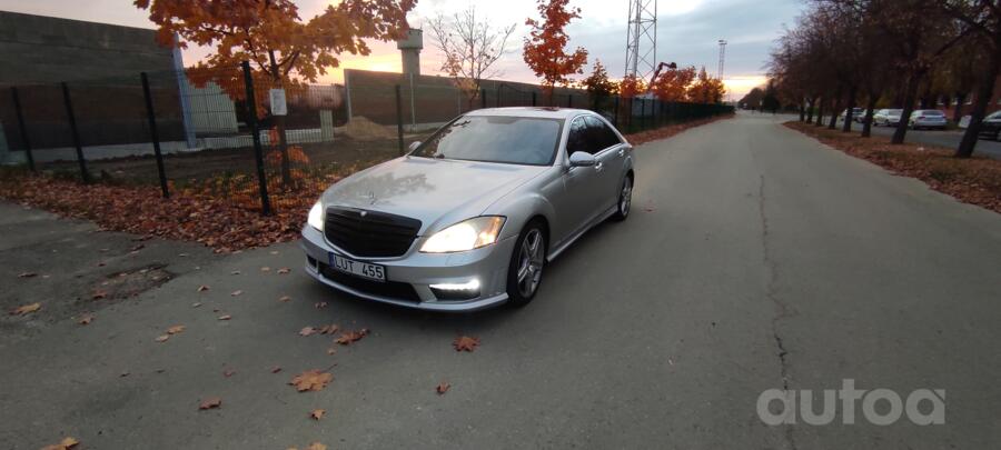 Mercedes-Benz S-Class W221 Sedan 4-doors