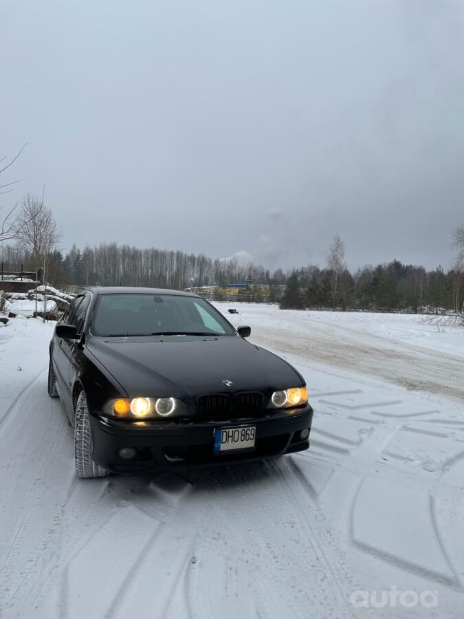 BMW 5 Series E39 Sedan 4-doors