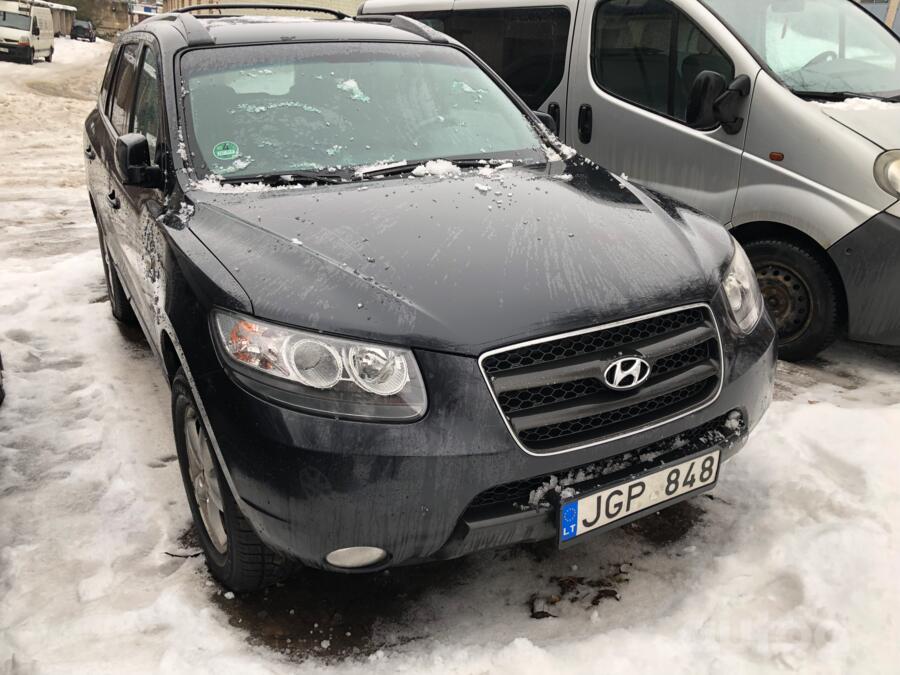 Hyundai Santa Fe CM Crossover