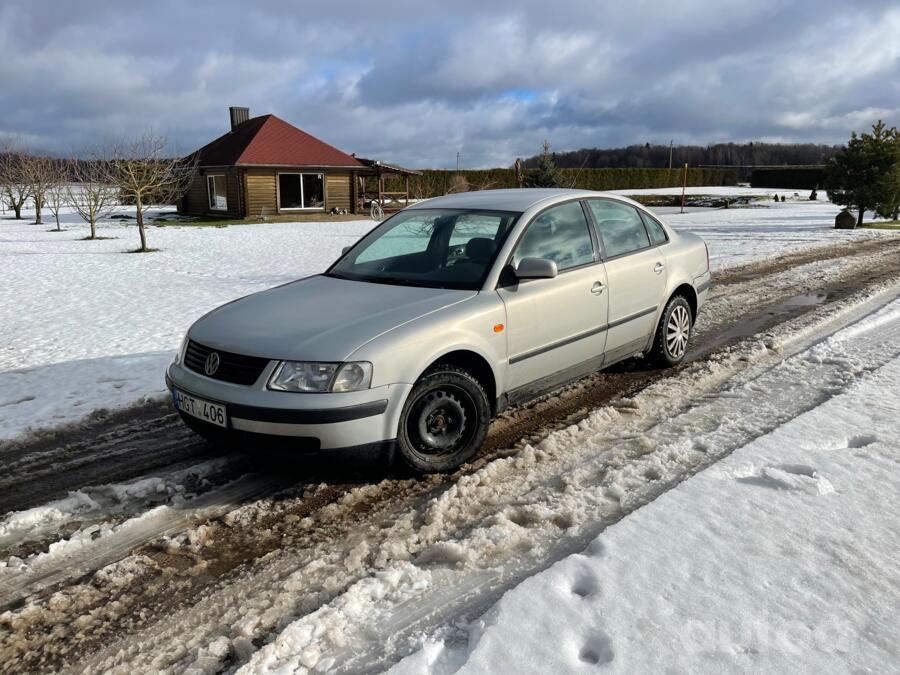 Volkswagen Passat B5 Sedan 4-doors