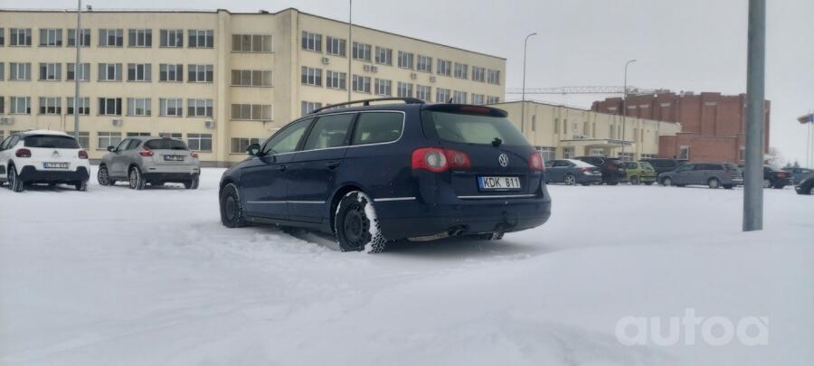 Volkswagen Passat B6 wagon 5-doors