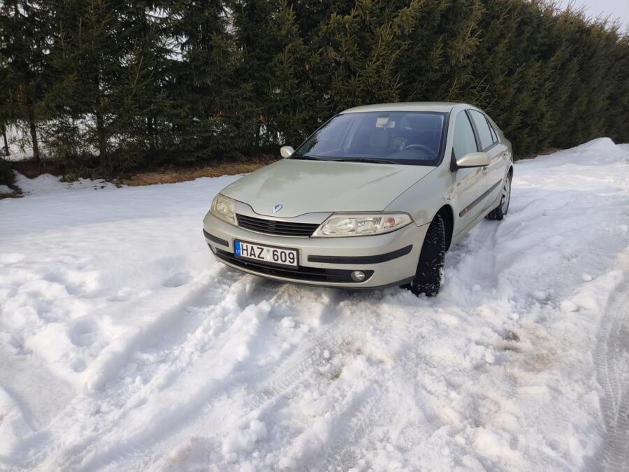 Renault Laguna 2 generation Liftback