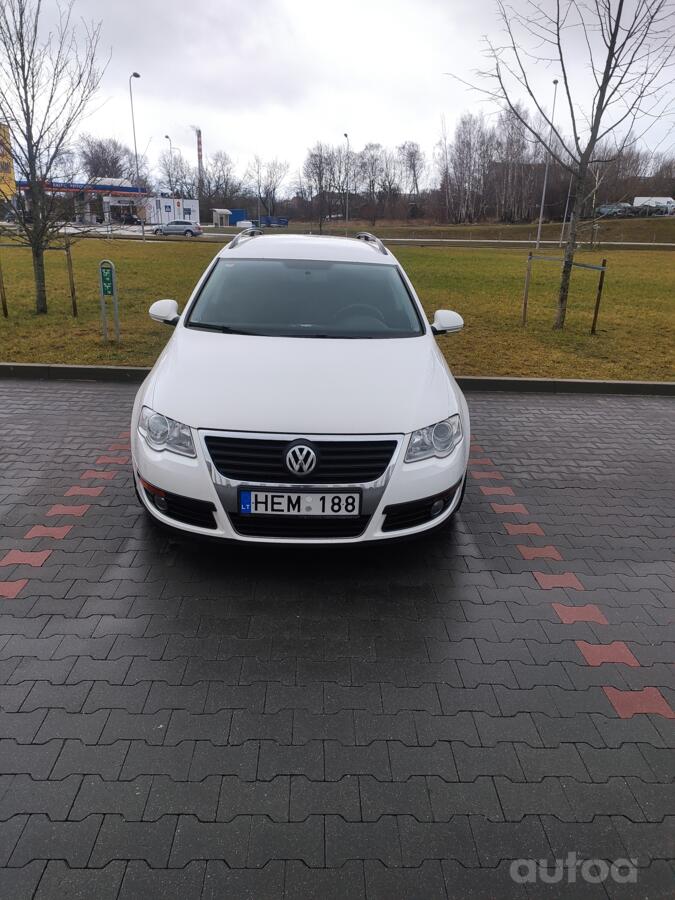 Volkswagen Passat B6 wagon 5-doors