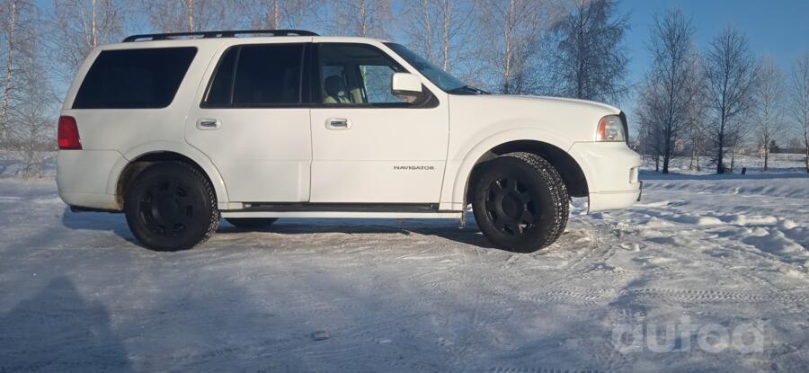 Lincoln Navigator 2 generation SUV