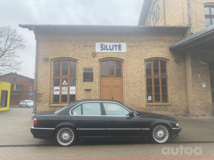BMW 7 Series E38 Sedan