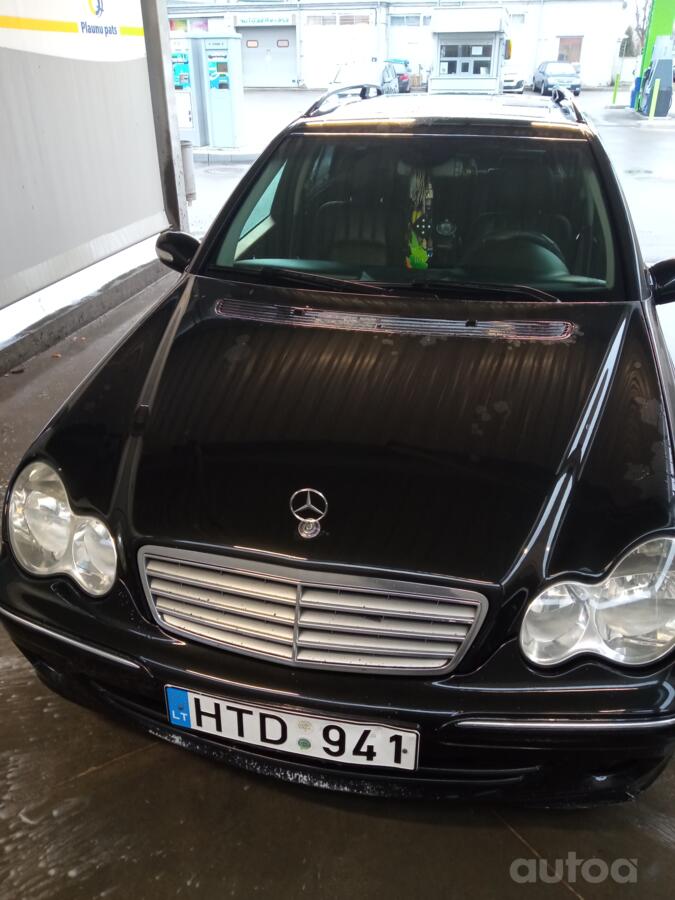 Mercedes-Benz C-Class W203/S203/CL203 Sedan