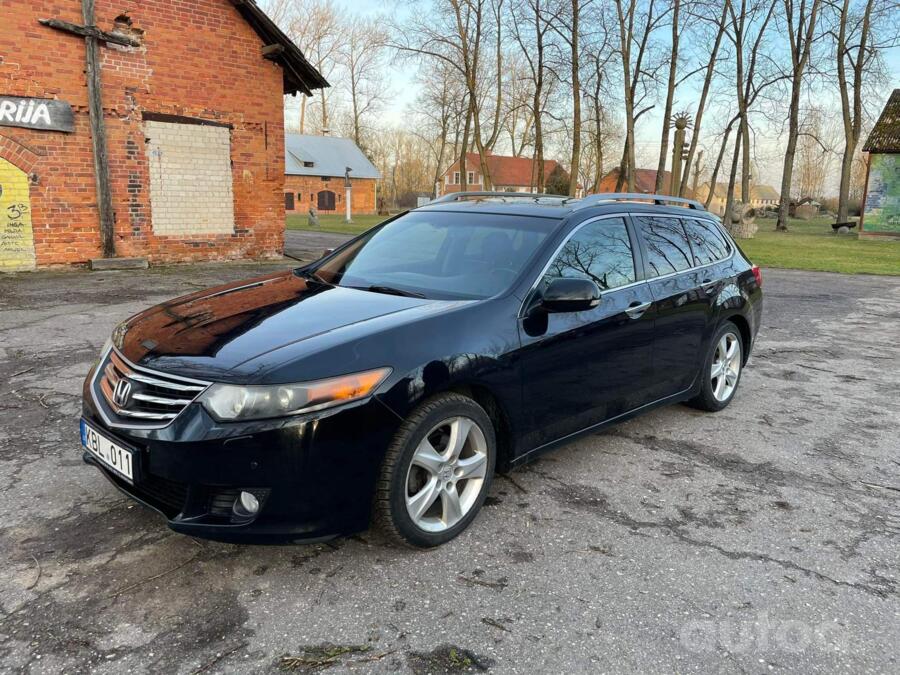 Honda Accord 8 generation Tourer wagon
