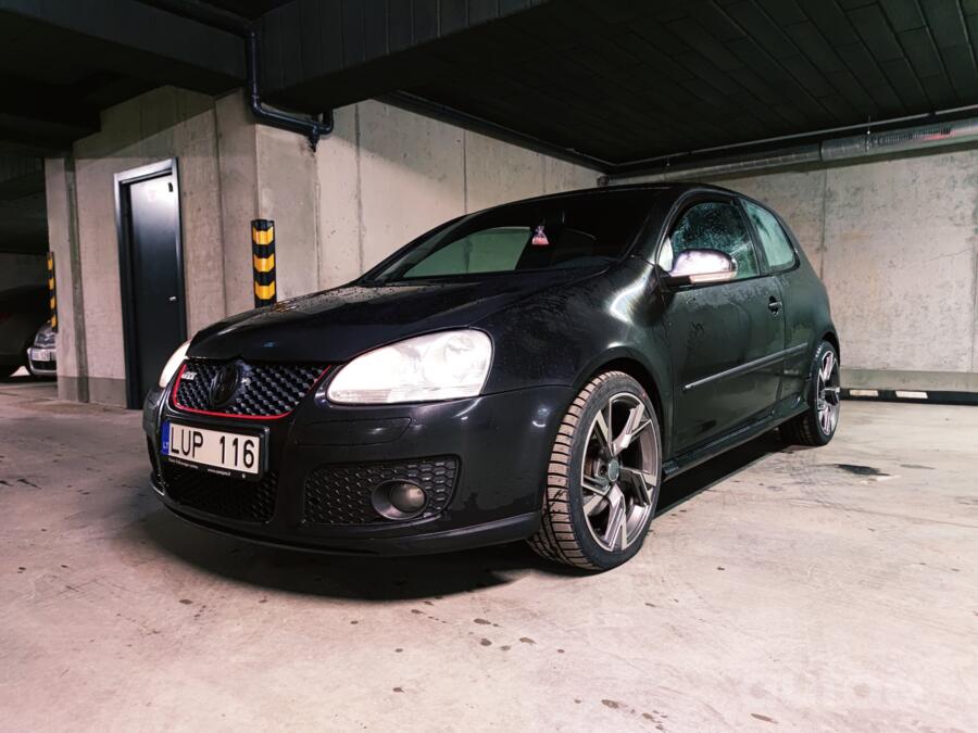 Volkswagen Golf GTI 5 generation
