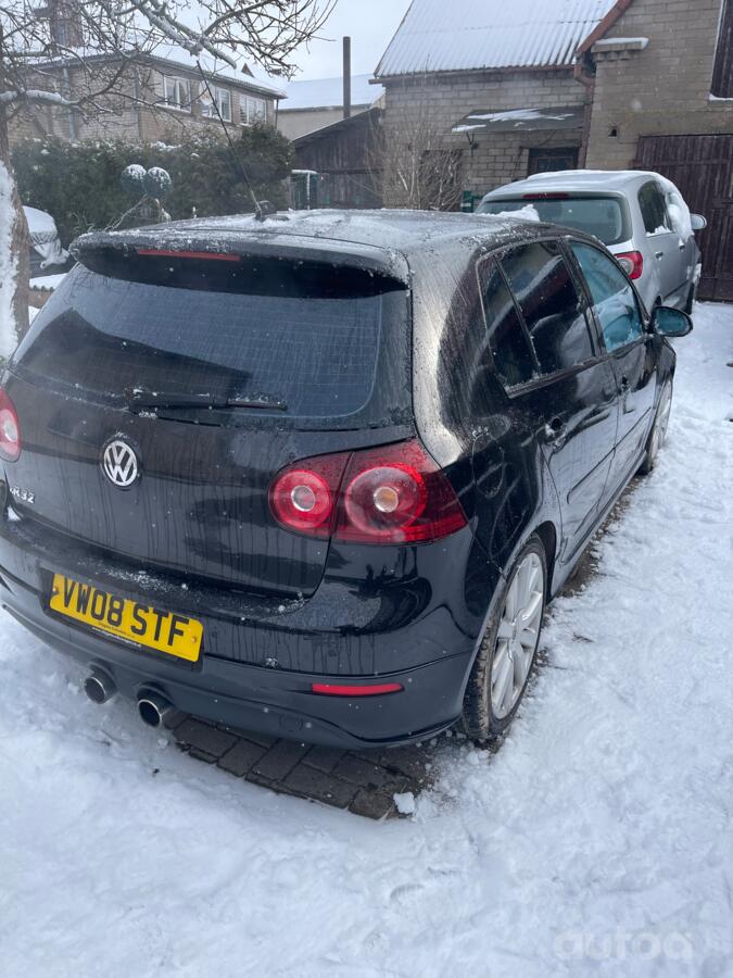 Volkswagen Golf R32 5 generation