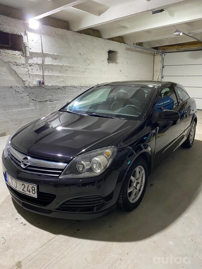 Opel Astra H Hatchback