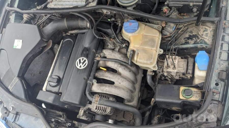 Volkswagen Passat B5 Sedan 4-doors