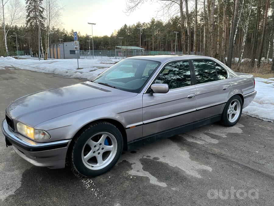 BMW 7 Series E38 Sedan