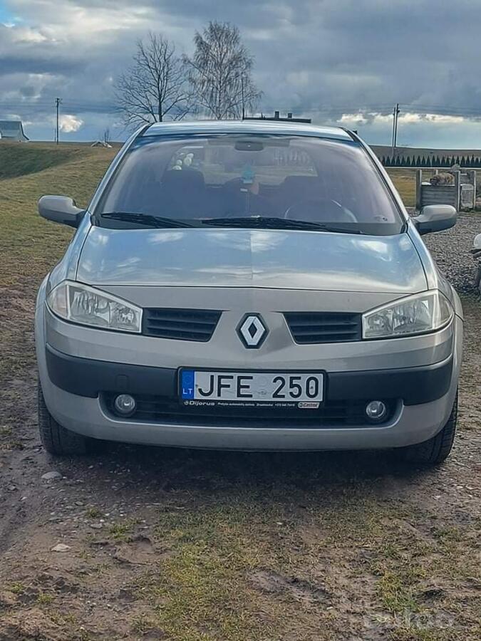 Renault Megane 2 generation Sedan