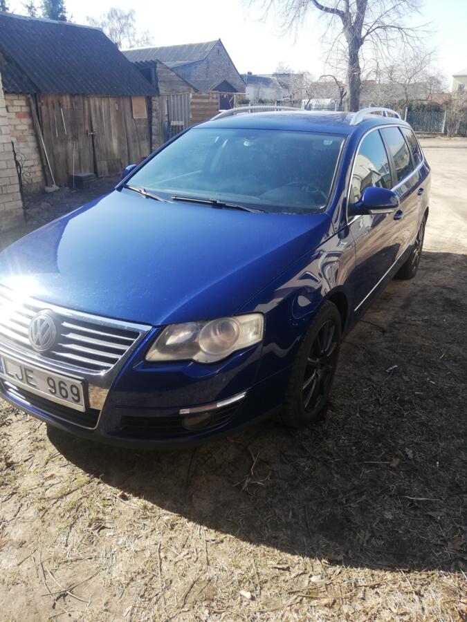Volkswagen Passat B6 wagon 5-doors