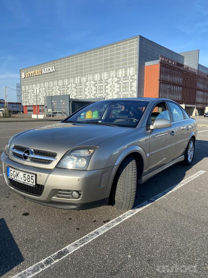 Opel Vectra C GTS hatchback