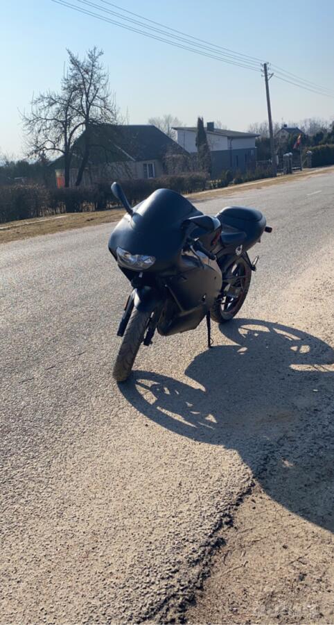 Aprilia RS