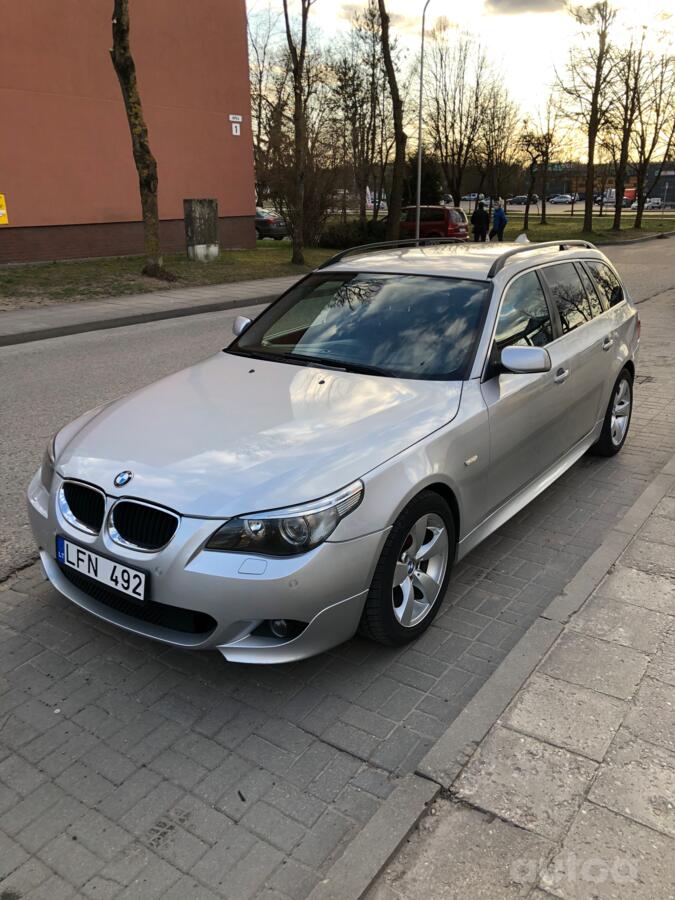 BMW 5 Series E60/E61 Touring wagon