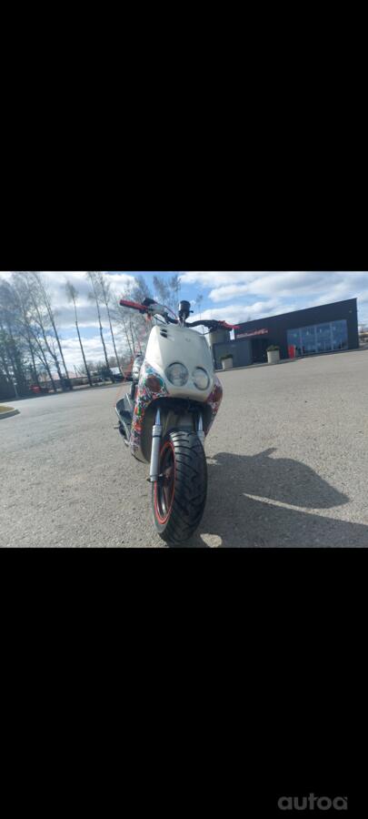 Yamaha Neo's