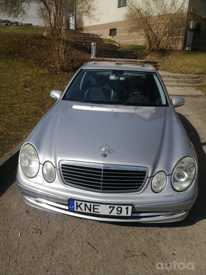 Mercedes-Benz E-Class W211 Sedan