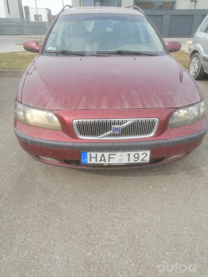 Volvo V70 2 generation wagon