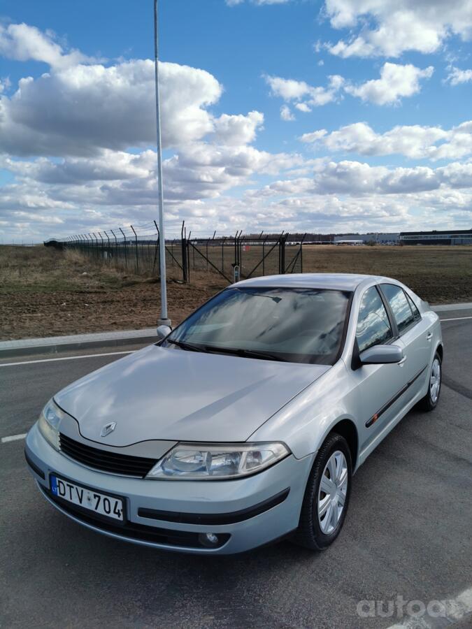 Renault Laguna 2 generation Liftback