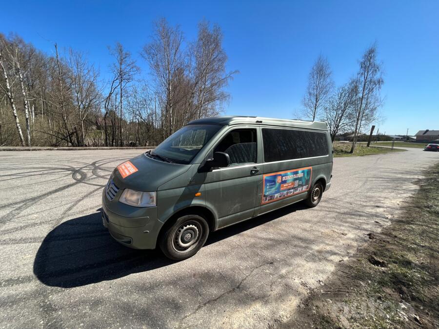 Volkswagen Transporter T5 Minivan 4-doors