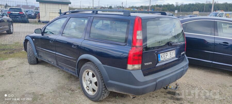 Volvo XC70 2 generation wagon
