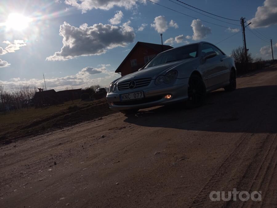 Mercedes-Benz CLK-Class C209 Coupe-Hardtop