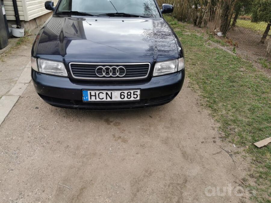 Audi A4 B5 Avant wagon 5-doors