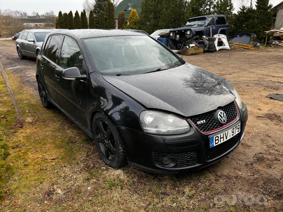 Volkswagen Golf 5 generation Hatchback 5-doors