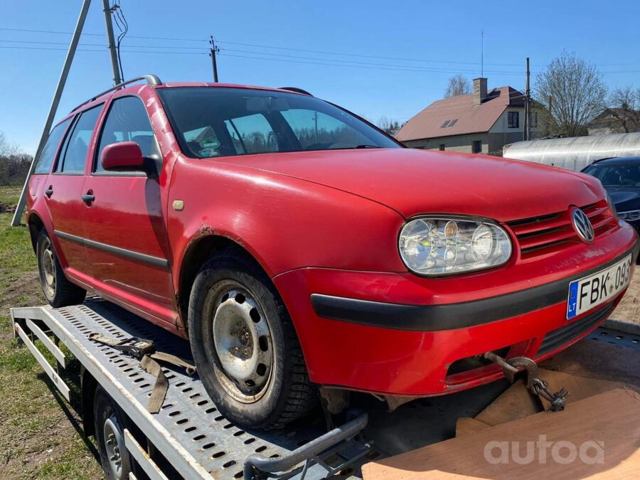 Volkswagen Golf 4 generation wagon