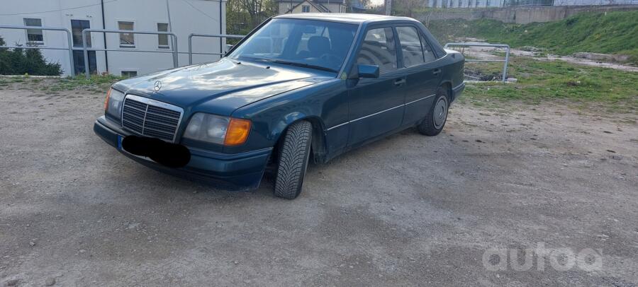 Mercedes-Benz W124 1 generation