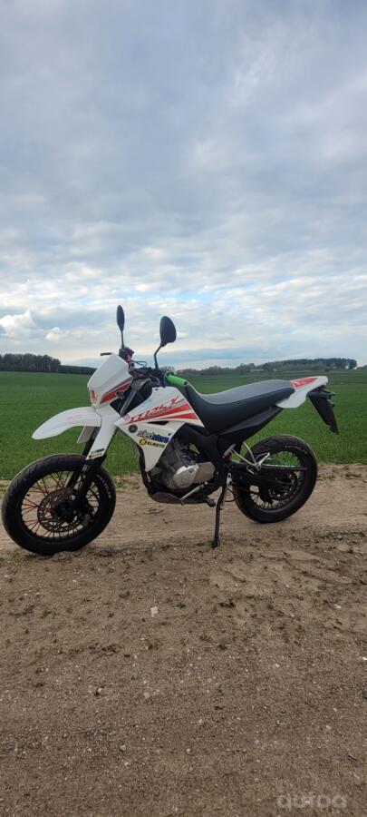 Yamaha XT