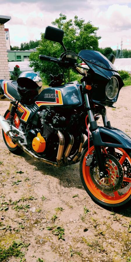 Honda CB