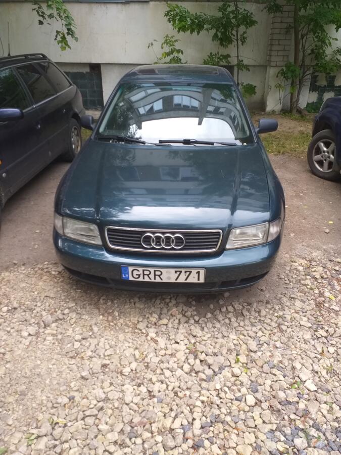 Audi A4 B5 Sedan
