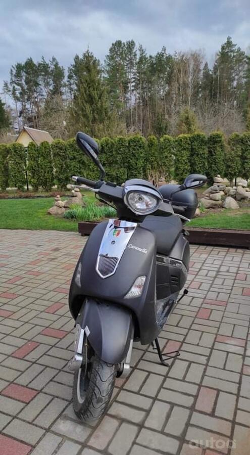 Vespa 50