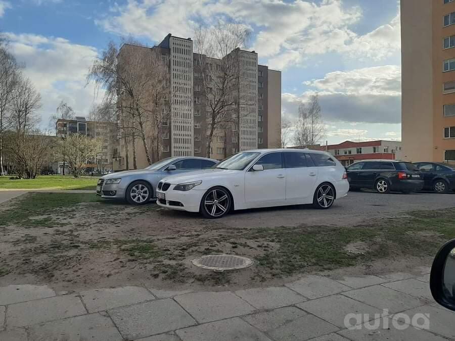 BMW 5 Series E60/E61 Touring wagon