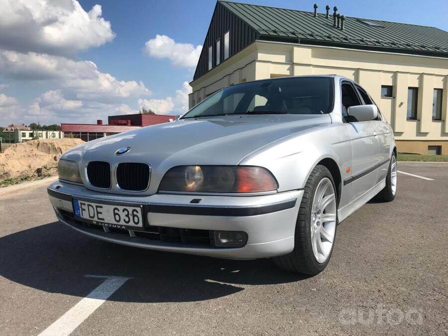 BMW 5 Series E39 Sedan 4-doors