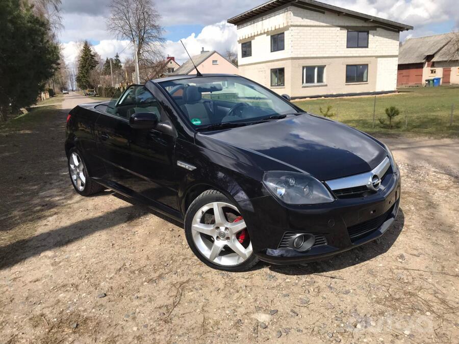 Opel Tigra 2 generation Twin Top cabriolet