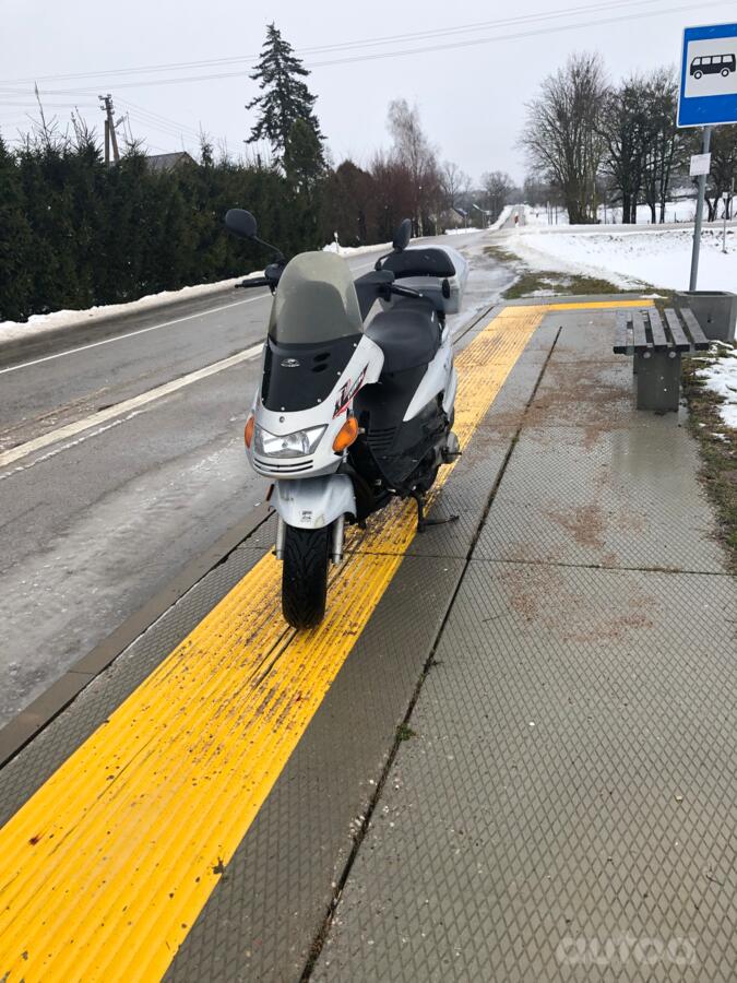 Kymco Cruiser 125
