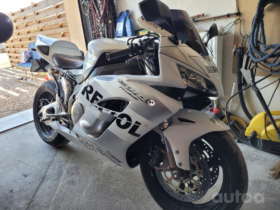 Honda CBR