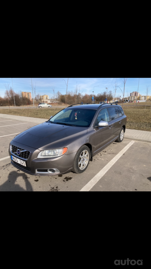 Volvo V70 3 generation wagon