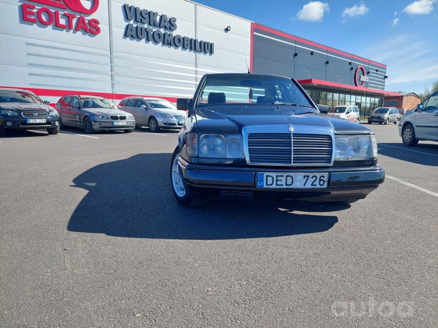 Mercedes-Benz W124 1 generation