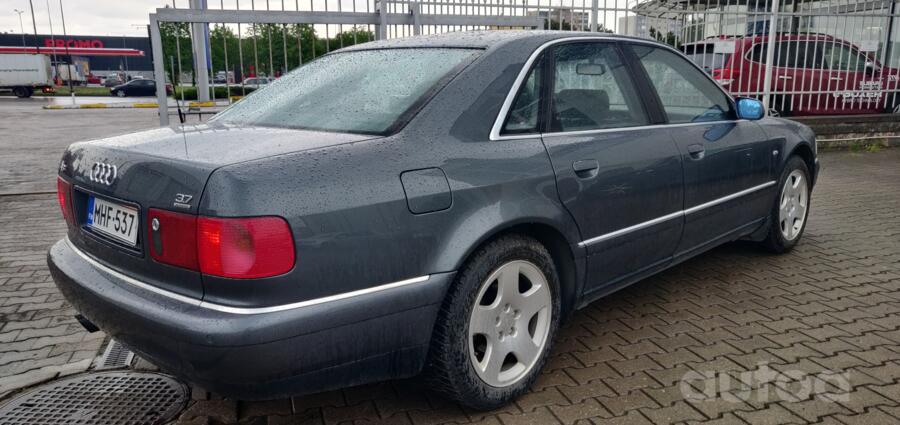 Audi A8 D2/4D [restyling] Sedan 4-doors