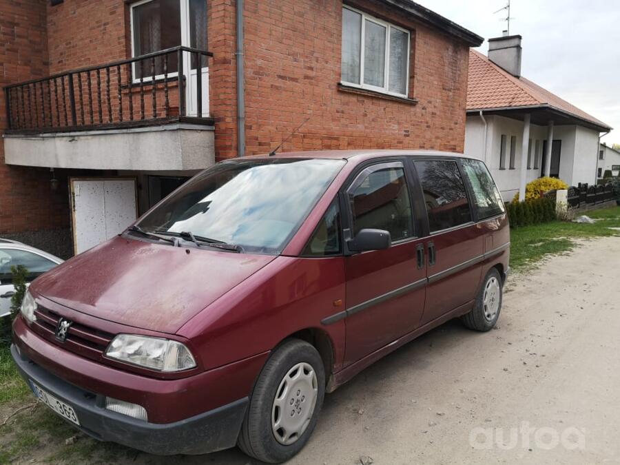 Peugeot 806 221 Minivan