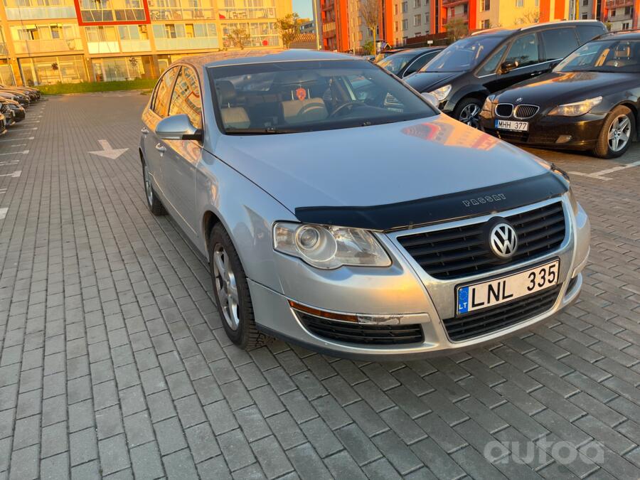 Volkswagen Passat B6 Sedan 4-doors
