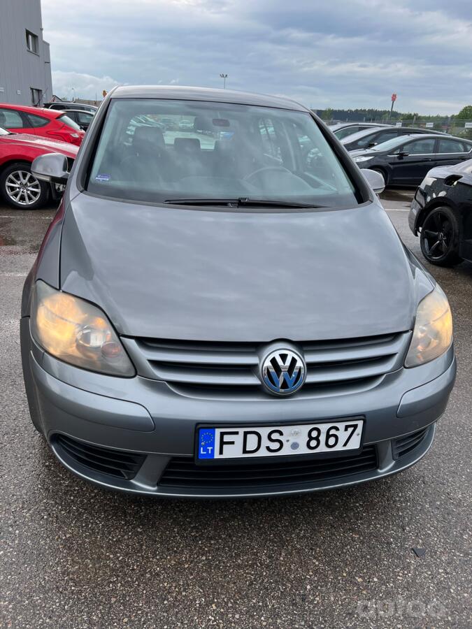 Volkswagen Golf Plus 1 generation
