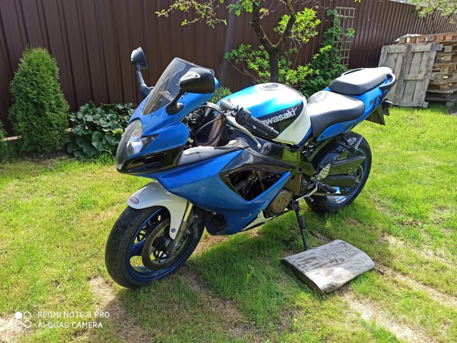 Kawasaki Ninja ZX-9R