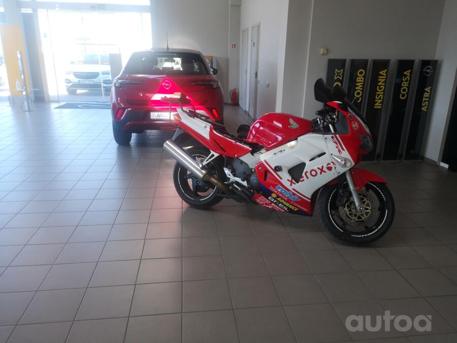 Honda VFR